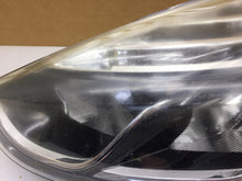 Laden Sie das Bild in den Galerie-Viewer, Frontscheinwerfer Renault Clio IV 260601850R Links Scheinwerfer Headlight