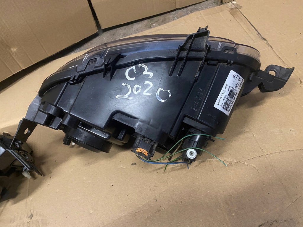 Frontscheinwerfer Citroën C3 III 9820059280 Ein Stück (Rechts oder Links)