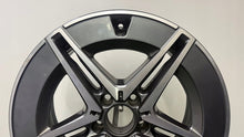 Laden Sie das Bild in den Galerie-Viewer, 1x Alufelge 18 Zoll 7.5" 5x112 40ET A2064011700 Mercedes-Benz Amg Rim Wheel FEL8106803685lv