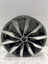 Laden Sie das Bild in den Galerie-Viewer, 1x Alufelge 18 Zoll 8.0&quot; 5x112 40ET 8W0601025FJ Audi Rim Wheel