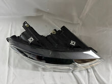 Laden Sie das Bild in den Galerie-Viewer, Frontscheinwerfer VW Polo 6c1 6C1941006 FALSE Scheinwerfer Headlight SCH3619900146ci