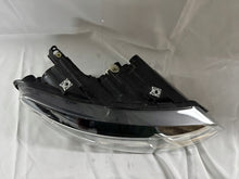 Laden Sie das Bild in den Galerie-Viewer, Frontscheinwerfer VW Polo 6c1 6C1941006 Rechts Scheinwerfer Headlight SCH3619900146ci