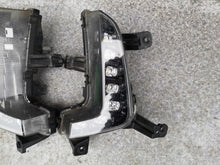 Laden Sie das Bild in den Galerie-Viewer, Frontscheinwerfer Hyundai Ioniq Ein Satz Scheinwerfer Headlight SCH8251761298pk