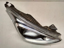 Laden Sie das Bild in den Galerie-Viewer, Frontscheinwerfer Hyundai I10 III 92102-89000 LED Rechts Scheinwerfer Headlight