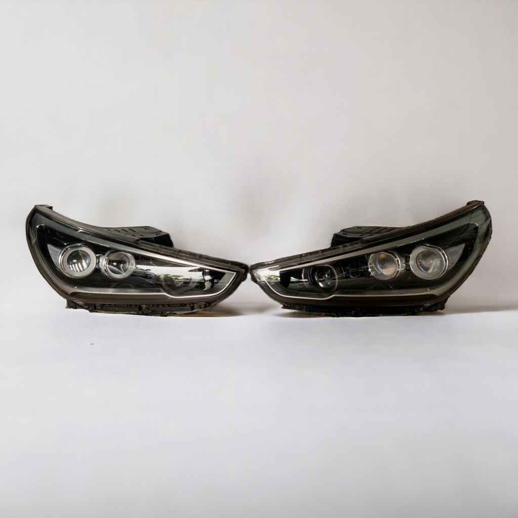 Frontscheinwerfer Hyundai I30 III 92102-G4100 LED Ein Stück (Rechts oder Links)