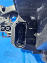 Load image into Gallery viewer, Frontscheinwerfer VW Id.3 10B941006A LED Rechts Scheinwerfer Headlight SCH4851273125ro