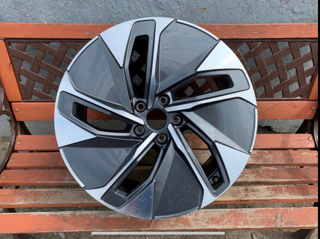 1x Alufelge 19 Zoll 8.0" 5x112 45ET Glanz Graphit 11A601025M Mg Rim Wheel FEL7153333861il