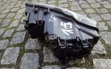 Load image into Gallery viewer, Frontscheinwerfer Audi A8 4E0941004AE LED Ein Stück (Rechts oder Links)