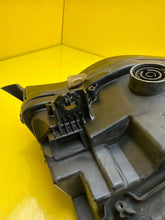 Load image into Gallery viewer, Frontscheinwerfer BMW I3 7467755-05 LED Links Scheinwerfer Headlight SCH6377589261uz