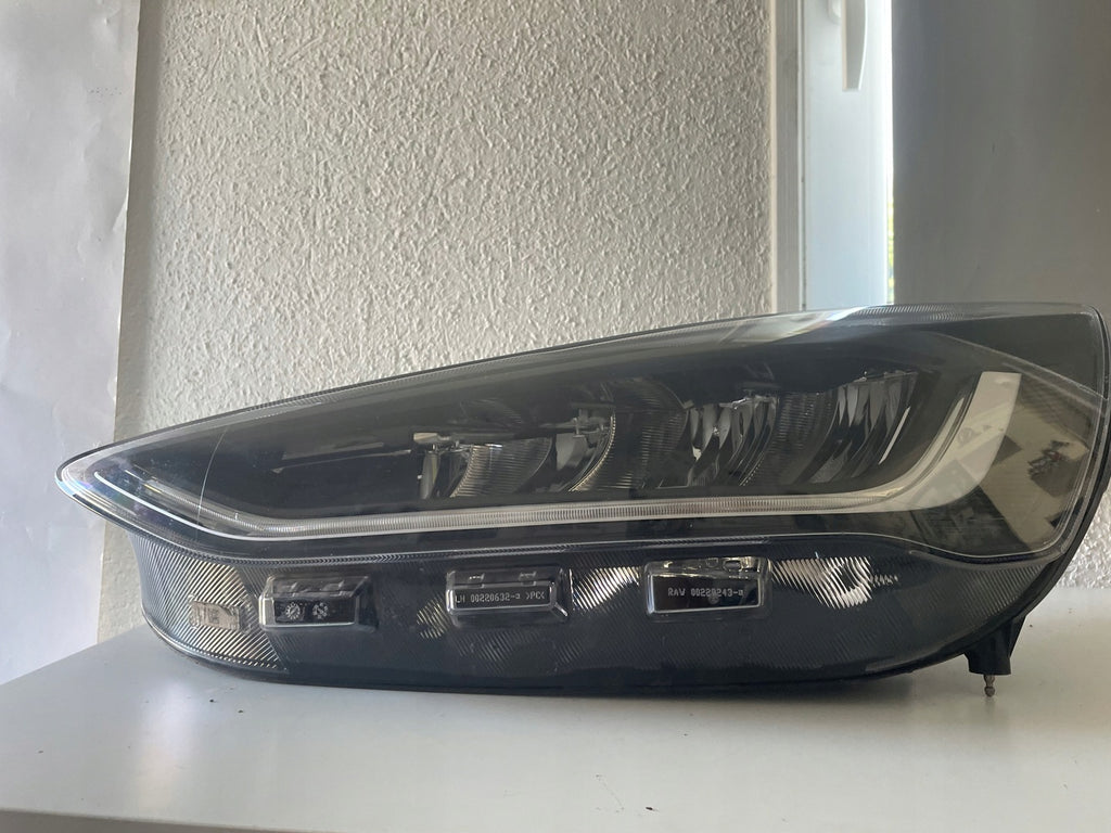 Frontscheinwerfer Ford Focus NX7B-13E015-CF LED Ein Stück (Rechts oder Links) SCH1790716401ws