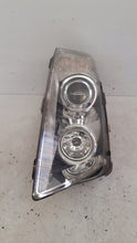 Laden Sie das Bild in den Galerie-Viewer, Frontscheinwerfer Audi A8 Xenon Ein Stück (Rechts oder Links) Headlight