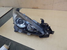 Laden Sie das Bild in den Galerie-Viewer, Frontscheinwerfer Mazda III BHR1-51040 Rechts Scheinwerfer Headlight SCH4683968096sj