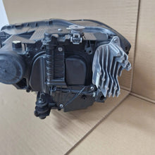 Load image into Gallery viewer, Frontscheinwerfer VW Golf VII Sportsvan 517941036 Full LED Rechts Headlight