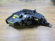 Laden Sie das Bild in den Galerie-Viewer, Frontscheinwerfer Hyundai I30 III 92101G4510 Links Scheinwerfer Headlight SCH7439616559ua