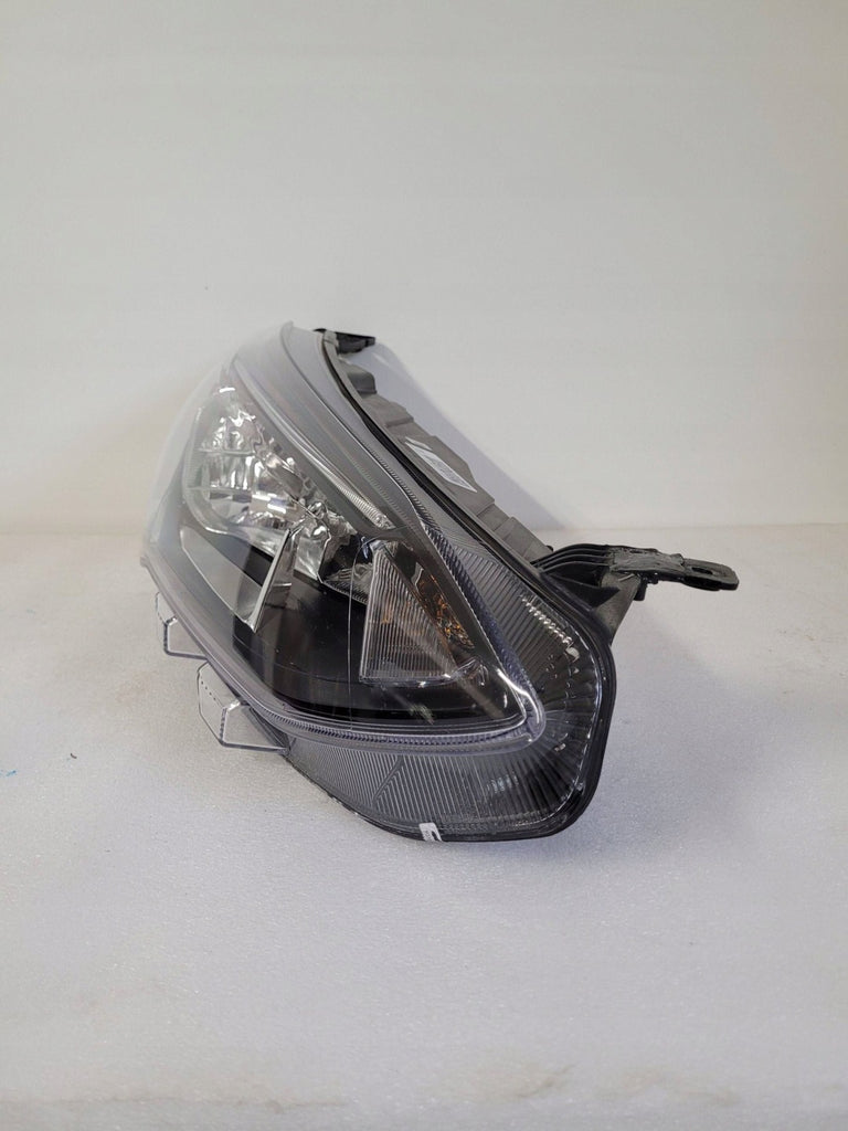 Frontscheinwerfer Ford Focus MX7B-13E014-CC Rechts Scheinwerfer Headlight SCH7896434012oh