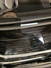 Laden Sie das Bild in den Galerie-Viewer, Frontscheinwerfer Audi Q3 83A941012 83A941011 Full LED Rechts Headlight