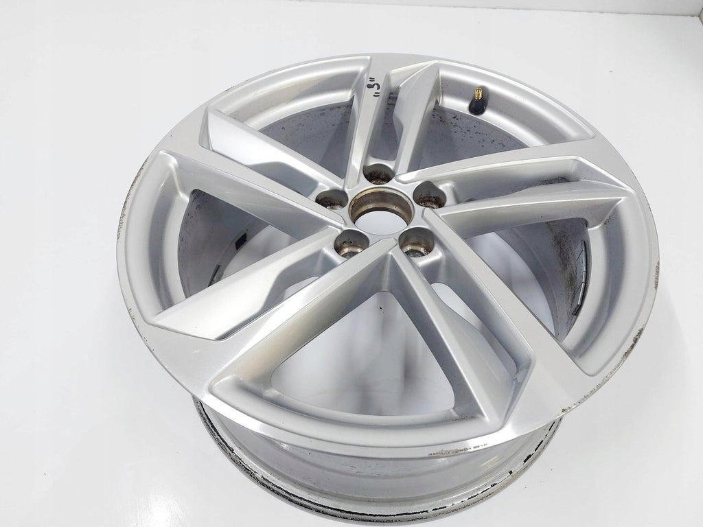 1x Alufelge 17 Zoll 7.5" 5x100 46ET 82A601025K Audi A1 Rim Wheel