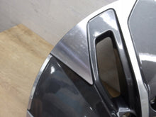 Laden Sie das Bild in den Galerie-Viewer, 1x Alufelge 19 Zoll 8.0&quot; 5x112 45ET Glanz Grau 11A601025 Mg Rim Wheel