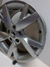 Load image into Gallery viewer, 1x Alufelge 17 Zoll 7.0" 5x112 5E3601025 Skoda Octavia 5e3 Iv Rim Wheel FEL9319916757vy