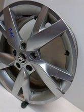 Load image into Gallery viewer, 1x Alufelge 17 Zoll 7.0" 5x112 5E3601025 Skoda Octavia 5e3 Iv Rim Wheel FEL9319916757vy