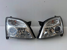 Laden Sie das Bild in den Galerie-Viewer, Frontscheinwerfer Opel Vectra C 155887-00 155888-00 Xenon Rechts oder Links SCH4093889525om