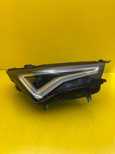 Load image into Gallery viewer, Frontscheinwerfer Seat Ateca 576941032B LED Rechts Scheinwerfer Headlight SCH8752135441cq