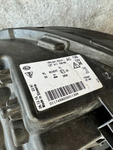 Laden Sie das Bild in den Galerie-Viewer, Frontscheinwerfer Porsche Cayenne 7P5941752H Xenon Rechts Scheinwerfer Headlight SCH2321270387uf