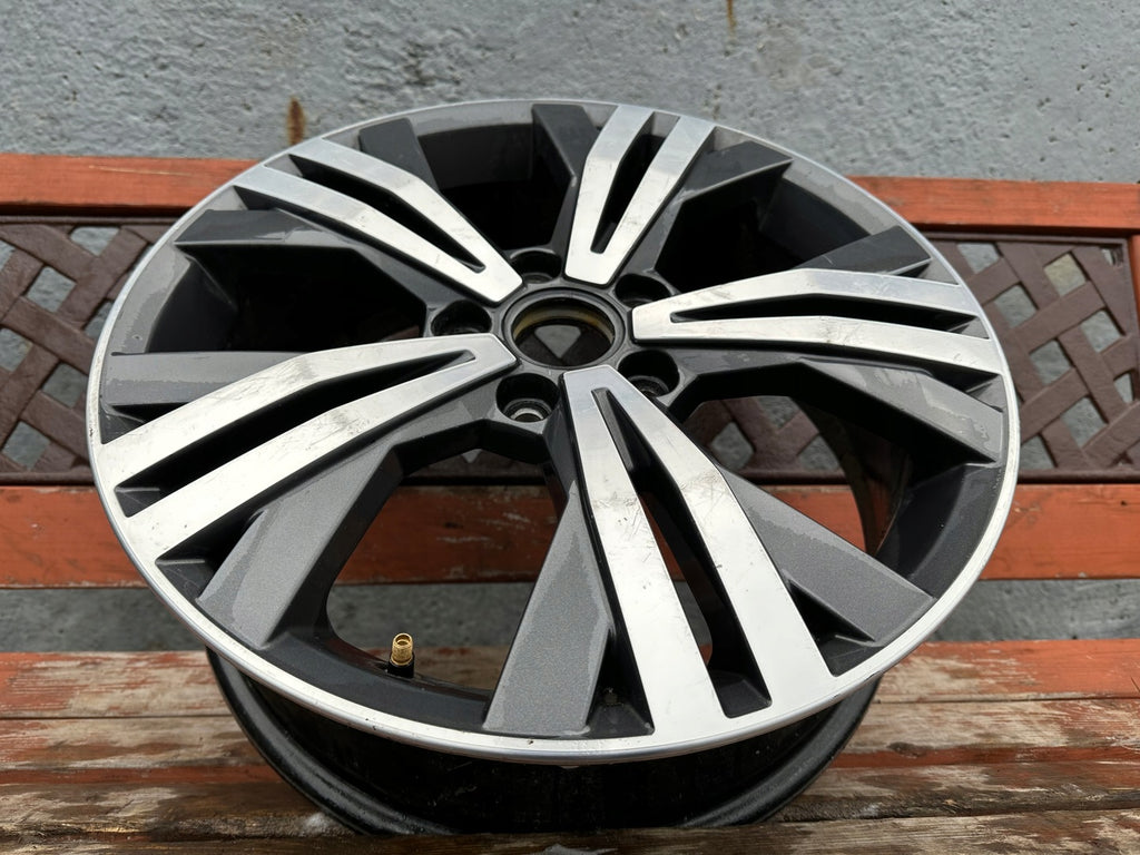 1x Alufelge 17 Zoll 6.0" 5x112 50ET Glanz 2K5601025P Mg Caddy III Alltrack