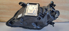 Laden Sie das Bild in den Galerie-Viewer, Frontscheinwerfer Peugeot 308 III 7101304 Rechts Scheinwerfer Headlight SCH5050427996al