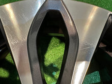 Load image into Gallery viewer, 1x Alufelge 16 Zoll 6.5" 5x114.3 44ET 403005287R Renault Zoe Rim Wheel FEL3063008141rv