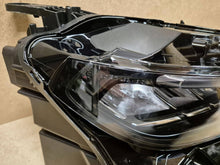Laden Sie das Bild in den Galerie-Viewer, Frontscheinwerfer Citroën C3 I 9851349080 11685149R00 Full LED Rechts Headlight SCH4223799016yv