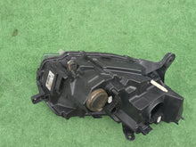 Laden Sie das Bild in den Galerie-Viewer, Frontscheinwerfer Dacia Sandero 90114430 LED Links Scheinwerfer Headlight