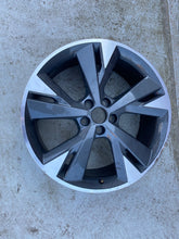 Load image into Gallery viewer, 1x Alufelge 20 Zoll 9.0&quot; 5x112 89A601025M Audi E-Tron Rim Wheel