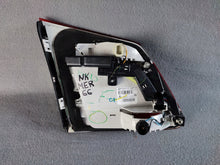 Load image into Gallery viewer, Rückleuchte Mercedes-Benz W166 A1668201264KZ Rechts Rearlight