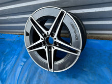 Laden Sie das Bild in den Galerie-Viewer, 1x Alufelge 18 Zoll 5x112 A2064011800 Mercedes-Benz W206 Rim Wheel FEL2678908466om