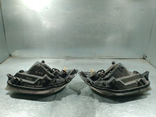 Laden Sie das Bild in den Galerie-Viewer, Frontscheinwerfer Skoda Fabia II 247831-00L 247832-00R Rechts oder Links