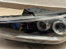 Load image into Gallery viewer, Frontscheinwerfer Hyundai I30 III 92102-G4100 Links Scheinwerfer Headlight