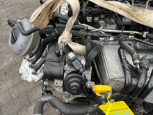 Laden Sie das Bild in den Galerie-Viewer, Motor Audi Seat Skoda VW Superb I DCX 1.6 TDI 120PS 88kW 43TKm Diesel Komplett