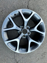 Load image into Gallery viewer, 1x Alufelge 18 Zoll 7.5" 5x110 47ET Glanz Schwarz 13338853 Opel Rim Wheel FEL8803993843hr