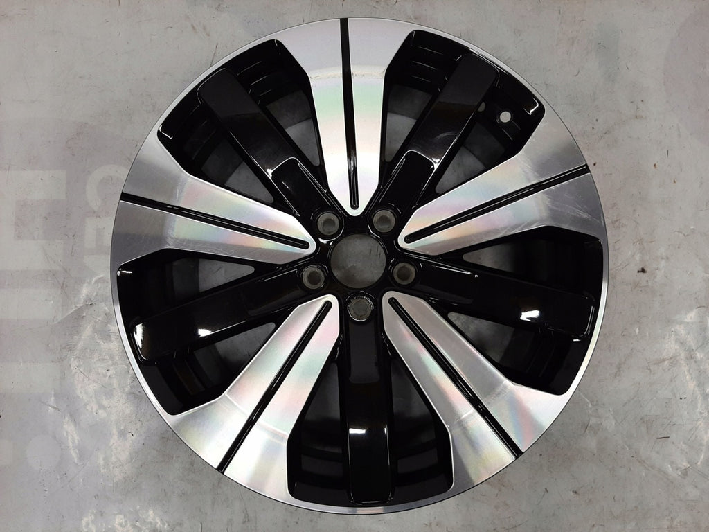 1x Alufelge 19 Zoll 8.5" 5x108 56ET Glanz Silber 32143628 Volvo Xc40 Rim Wheel FEL4130835021cn