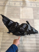 Laden Sie das Bild in den Galerie-Viewer, Frontscheinwerfer Opel Astra K 39077800 Links Scheinwerfer Headlight SCH9997271073cf