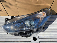 Laden Sie das Bild in den Galerie-Viewer, Frontscheinwerfer Ford Galaxy 90074996 EM2B-13W030-AJ Links Headlight SCH7204085829pk