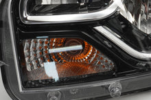Laden Sie das Bild in den Galerie-Viewer, Frontscheinwerfer Dacia Duster 260606709R 1305237235 Links Headlight SCH7791871947jr
