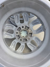 Load image into Gallery viewer, 4x Alufelge 17 Zoll 7.5" 5x120 32ET Glanz Silber 6787576 BMW F26 X3 F25 FEL2124252219ab