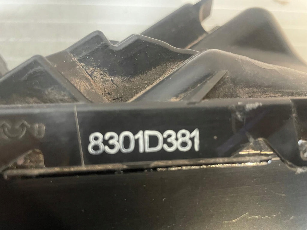 Frontscheinwerfer Mitsubishi L200 8301D381 Full LED Links Scheinwerfer Headlight