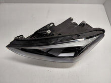Laden Sie das Bild in den Galerie-Viewer, Frontscheinwerfer Seat Leon 5FB941035A Links Scheinwerfer Headlight SCH7467550680pz