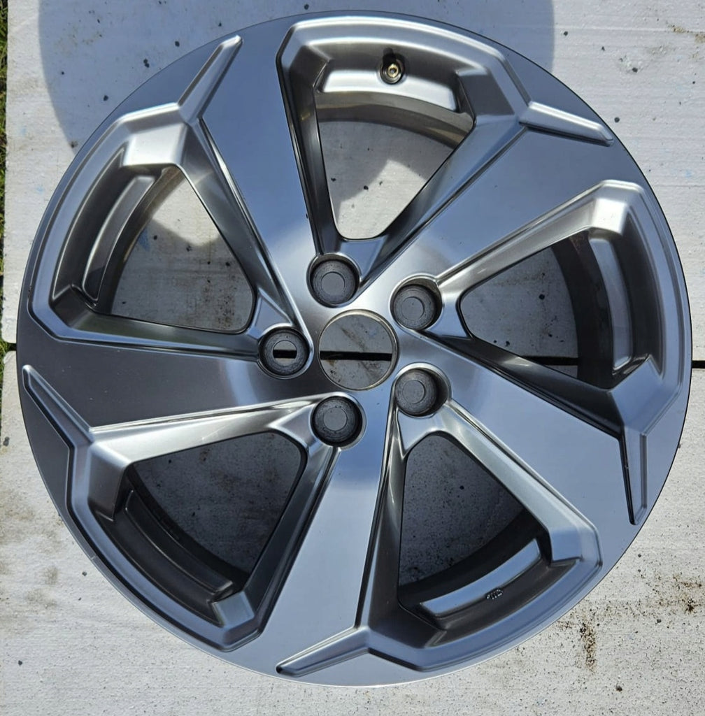 1x Alufelge 18 Zoll 7.0" 5x114.3 35ET Glanz Silber Toyota Rav V 4 Rim Wheel FEL8958662810ys