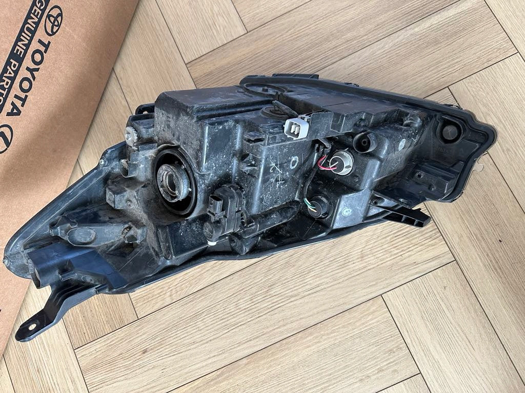 Frontscheinwerfer Toyota Corolla Full LED Rechts Scheinwerfer Headlight SCH8201224384fw