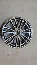 Load image into Gallery viewer, 1x Alufelge 19 Zoll 8.0" 5x120 7889784 BMW 3 F30 F31 Rim Wheel FEL7478848382et