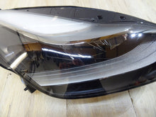 Laden Sie das Bild in den Galerie-Viewer, Frontscheinwerfer Tesla Model Y 1514953-20-E Full LED Rechts Headlight